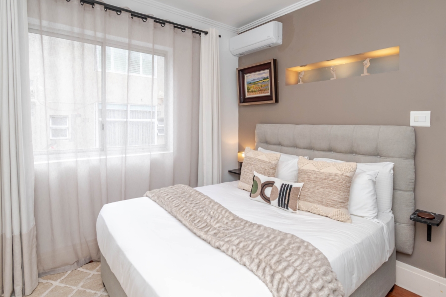 1 Bedroom Property for Sale in Green Point Western Cape